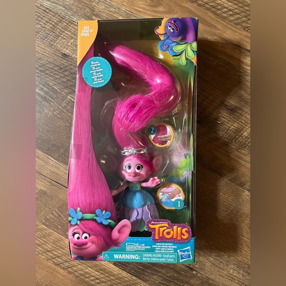 Trolls DreamWorks Hair in The Air Poppy Multicolor Model:C1305